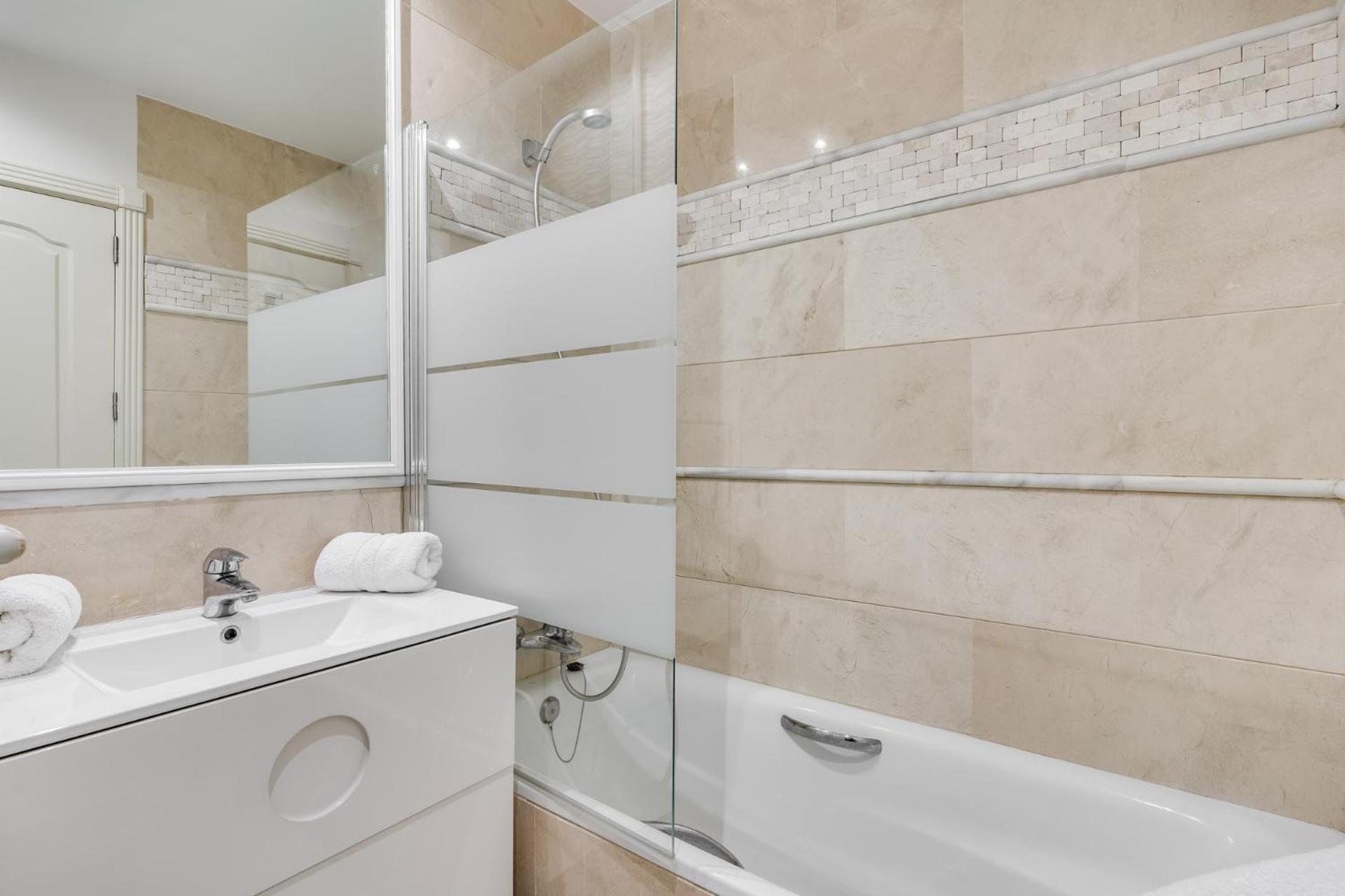 Molo Residences Boutique Apartments & Spa 마르베야 외부 사진