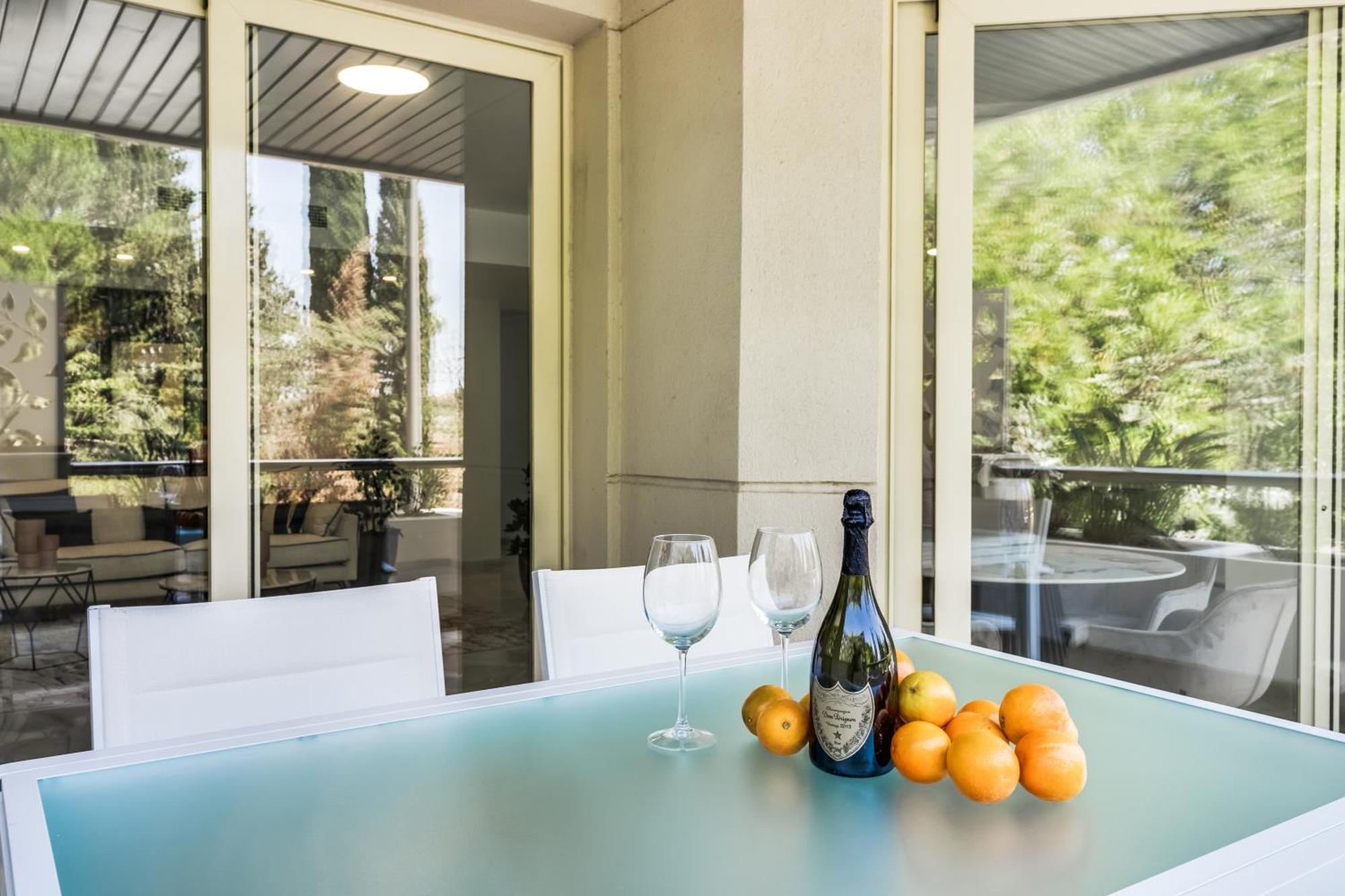 Molo Residences Boutique Apartments & Spa 마르베야 외부 사진