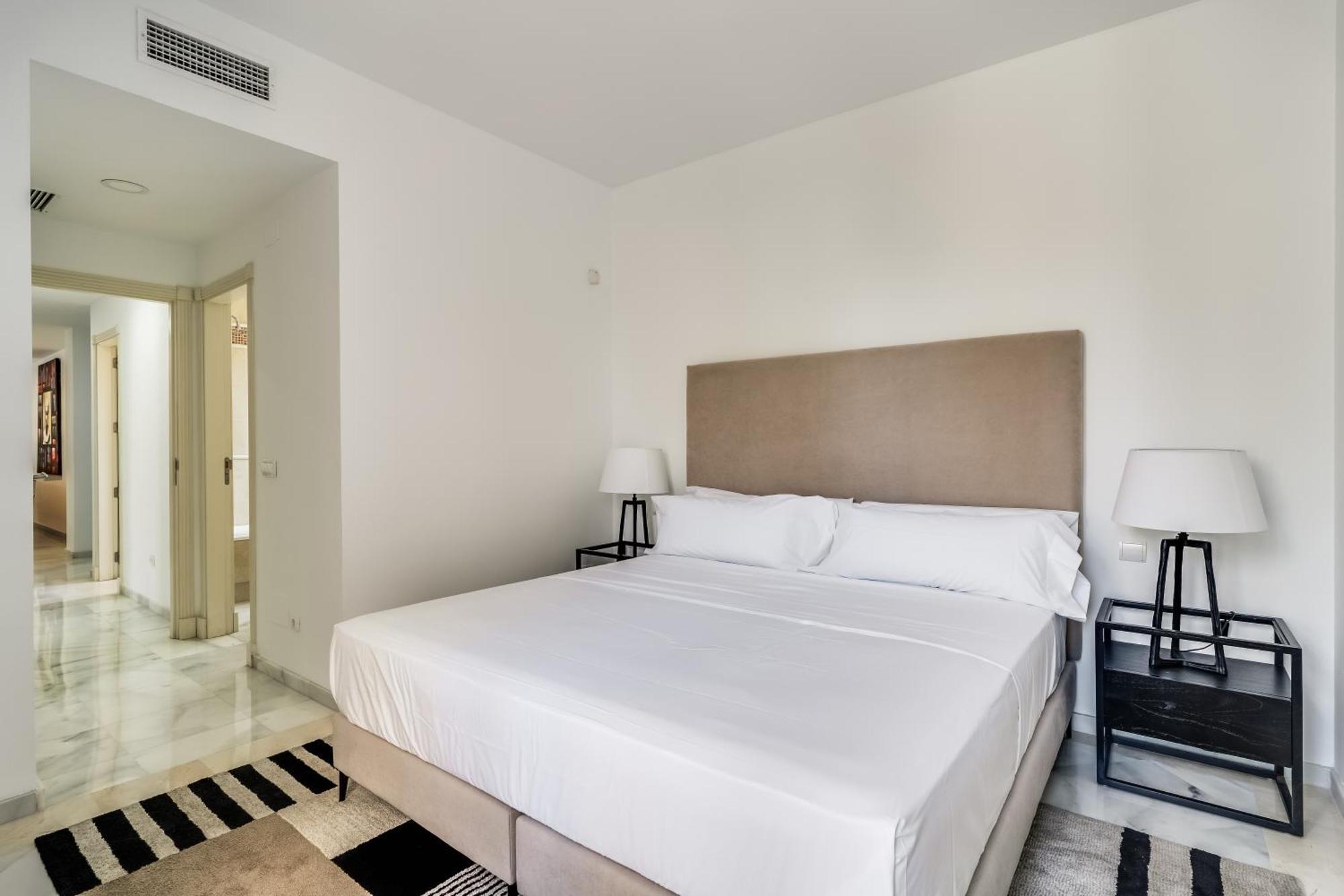 Molo Residences Boutique Apartments & Spa 마르베야 외부 사진