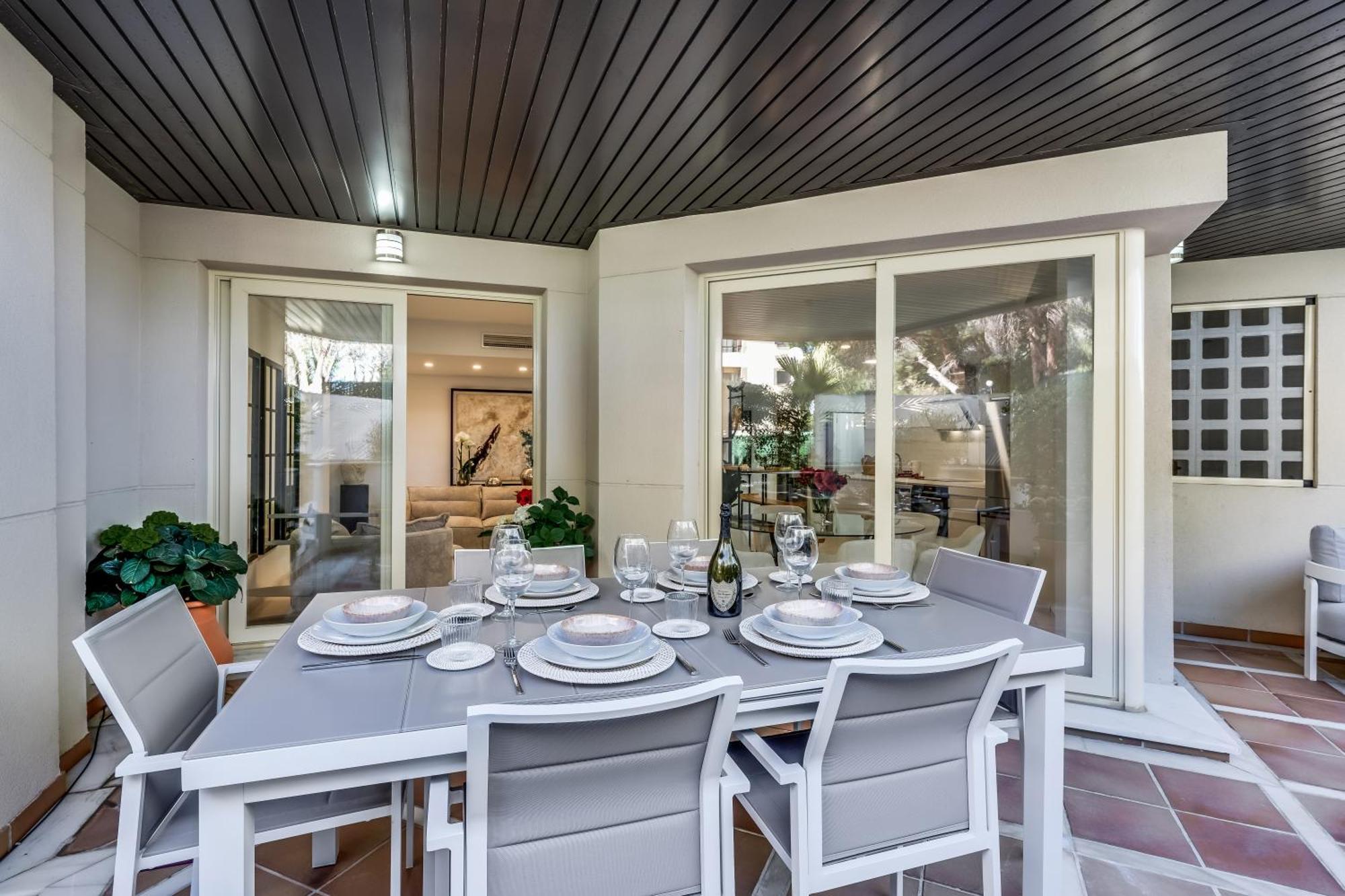 Molo Residences Boutique Apartments & Spa 마르베야 외부 사진
