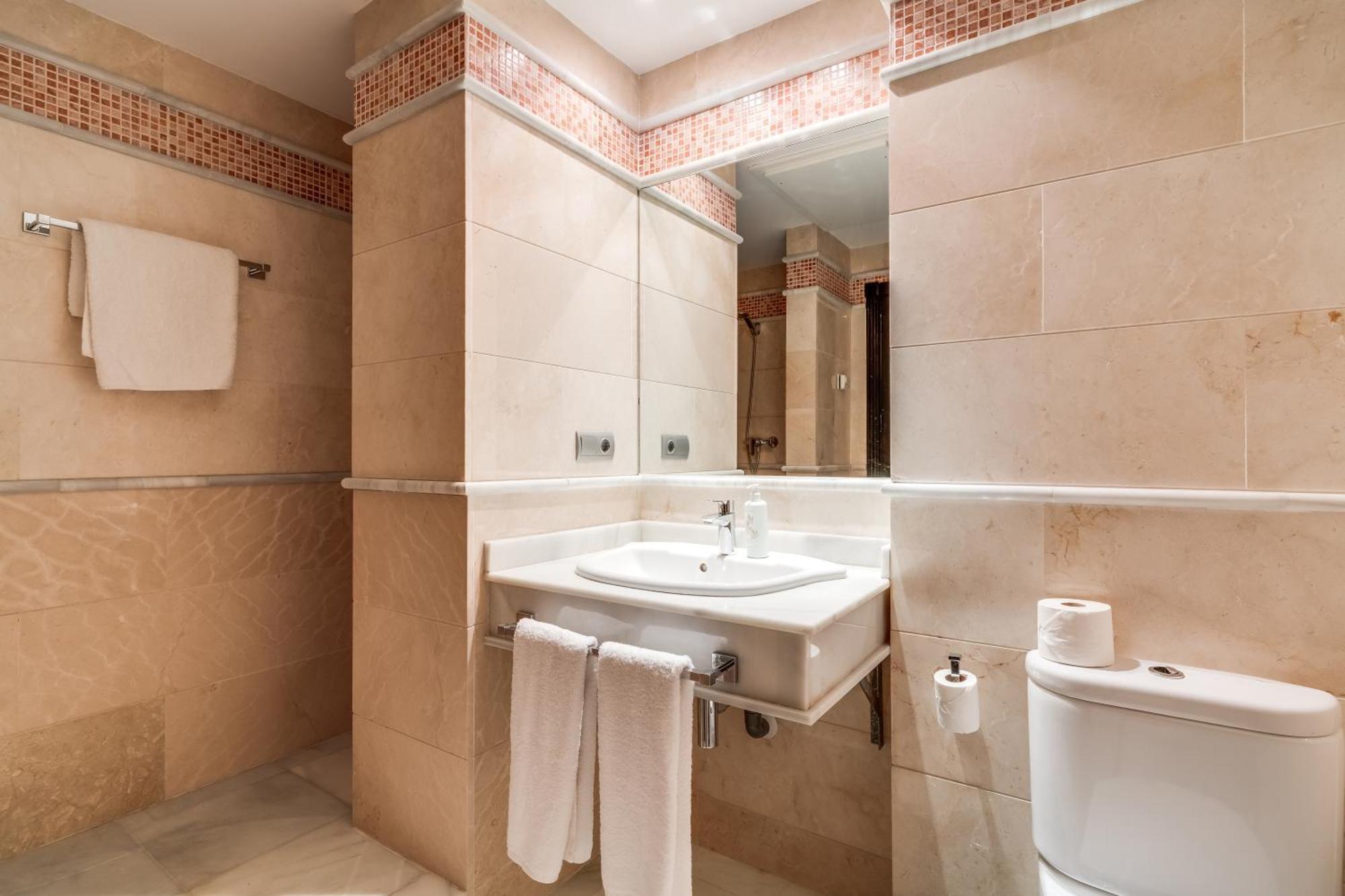 Molo Residences Boutique Apartments & Spa 마르베야 외부 사진